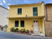 Appartamento in vendita di 210 m² in Via della Libertà
