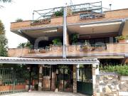 Appartamento in vendita di 330 m² in Via del Triopio, 46