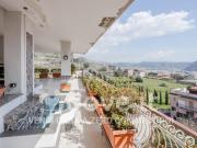 Appartamento in vendita di 330 m² in Via Pisciarelli, 122