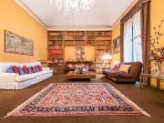 Appartamento in vendita di 345 m² in Via Pastrengo