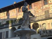 Appartamento in vendita di 350 m² in Via Augusto Verità