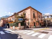 Appartamento in vendita di 350 m² in Via Vittorio...