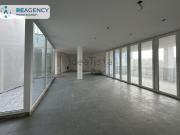 Appartamento in vendita di 356 m² in Via Antonio Fogazzaro
