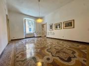 Appartamento in vendita di 359 m² in Via Assarotti