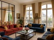 Appartamento in vendita di 370 m² in Via Cusani, 5