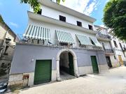 Appartamento in vendita di 380 m² in Via S. Felice, 81