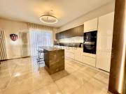 Appartamento in vendita di 392 m² in Via Valgioie