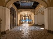 Appartamento in vendita di 400 m² in Via Divisi