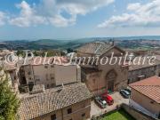 Appartamento in vendita di 400 m² in Via Francolini