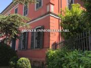 Appartamento in vendita di 400 m² in Via Guglielmo Marconi Appartamento in vendita di 400 m² in Via Guglielmo Marconi