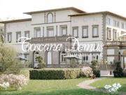 Appartamento in vendita di 404 m² in Piazza Mino da Fiesole