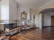 Appartamento in vendita di 406 m² in Via Fratelli...