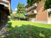 Appartamento in vendita di 440 m² in Via Provinciale