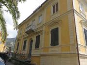 Appartamento in vendita di 450 m² in Via Duchessa Canevaro