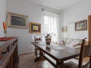 Appartamento in vendita di 460 m² in Via Frusa