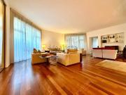 Appartamento in vendita di 478 m² in Via Luigi Illica, 5