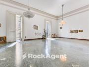 Appartamento in vendita di 503 m² in Via Foria Appartamento in vendita di 503 m² in Via Foria