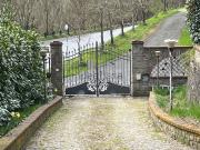 Appartamento in vendita di 576 m² in Via Valle Gargassa, 26