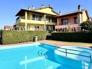 Appartamento in vendita di 65 m² in Via del Lavoro, 7