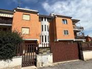 Appartamento in vendita di 65 m² in Via di Torre Morena