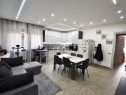 Appartamento in vendita di 65 m² in Via Luinese, 21