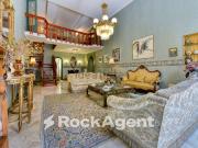 Appartamento in vendita di 671 m² in Via Giordano Bruno