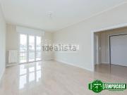 Appartamento in vendita di 67 m² in Via Camillo Benso...