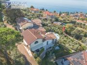 Appartamento in vendita di 68 m² in Via per Albisano