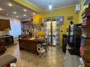 Appartamento in vendita di 71 m² in Via Torri di Castel...