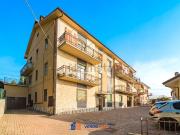Appartamento in vendita di 746 m² in Via Alba, 33