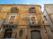 Appartamento in vendita di 75 m² in Via Azzolina, 1