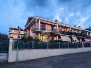 Appartamento in vendita di 75 m² in Via Borghesiana, 400