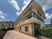 Appartamento in vendita di 75 m² in Via della Scuola, 15