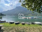 Appartamento in vendita di 75 m² in Via Lungo Lago Vittoria