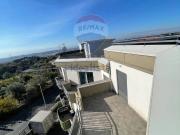 Appartamento in vendita di 75 m² in Via Roma