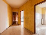 Appartamento in vendita di 76 m² in Via Sulmona, 11