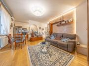 Appartamento in vendita di 77 m² in Via Angelo Leonini, 14