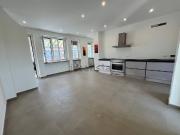 Appartamento in vendita di 77 m² in Via Don Bosco, 86