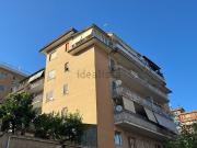 Appartamento in vendita di 77 m² in Via Giuseppe de Luca, 10