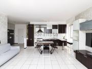 Appartamento in vendita di 78 m² in Viale Romagna, 11