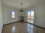 Appartamento in vendita di 79 m² in Via Riviera, 37