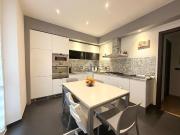 Appartamento in vendita di 80 m² in Via Coronata