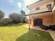 Appartamento in vendita di 80 m² in Via Eolo, 36