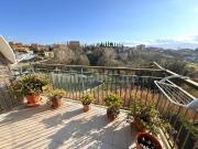 Appartamento in vendita di 80 m² in Via Francesco...