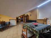 Appartamento in vendita di 80 m² in Via Riviera, 36