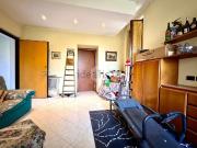 Appartamento in vendita di 81 m² in Via Giacomo Matteotti, 1