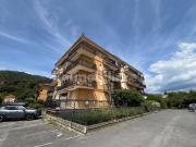 Appartamento in vendita di 82 m² in Via Cavour, 90