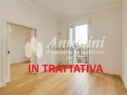 Appartamento in vendita di 83 m² in Via Gallia