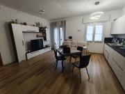 Appartamento in vendita di 83 m² in Via Lorenzago, 1