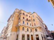 Appartamento in vendita di 84 m² in Via della Madonna...